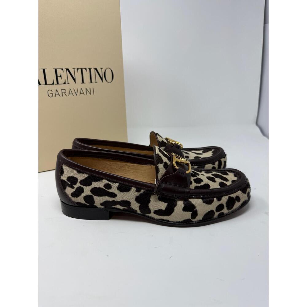 Valentino Garavani V Logo Moess Calf Hair Loafers EU 39 US 9 New in Box